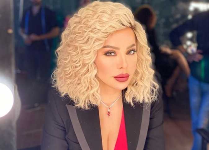 بالفيديو ..  سوزان نجم الدين تكشف تفاصيل خطبتها حب من أول نظرة
