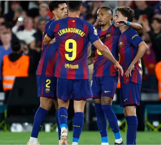 برشلونة يهزم بيتيس في ليلة وداع هدافه ليفاندوفسكي