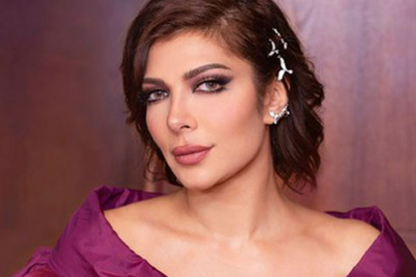 قراءة القرآن بينها ..  أصالة تكشف عن طقوسها قبل صعودها للمسرح