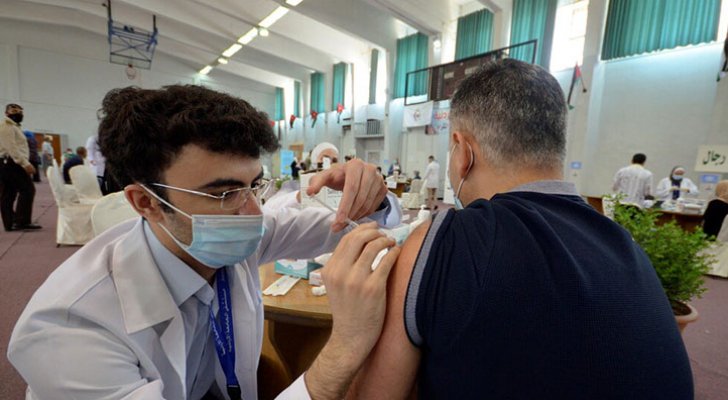 وزارة الصحة تنشر أسماء مراكز التطعيم في الأردن ليوم السبت