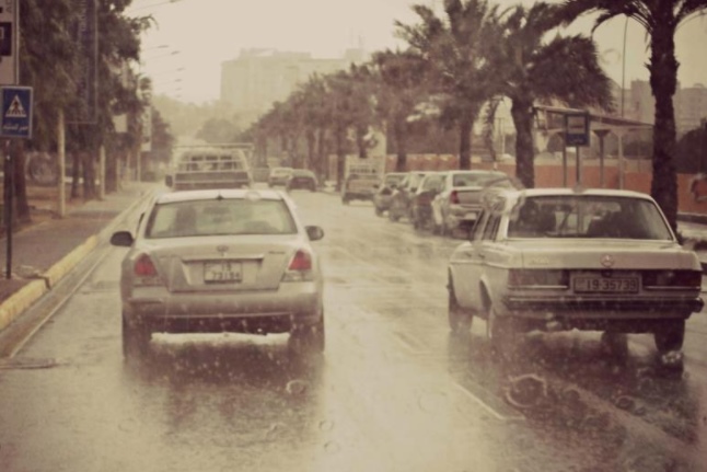 تساقط الامطار وانخفاض على درجات الحرارة غداً