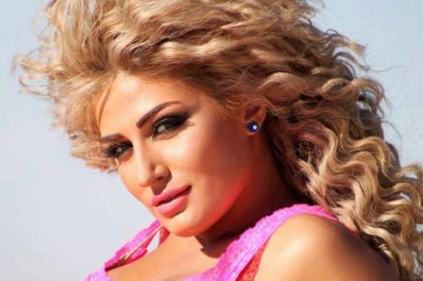بالصور ..  هذا هو اسم الممثلة السورية هبة نور الحقيقي ..  وهكذا اصبحت بعد نفخ شفاهها!