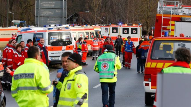 قتلى و100 جريح في تصادم  قطارين في ألمانيا