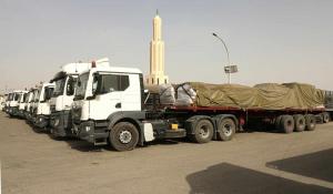 الأردن يسير قافلة مساعدات غذائية جديدة إلى غزة مكونة من 115 شاحنة
