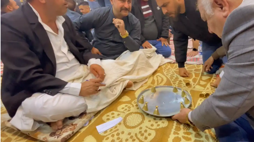 "الصينية" ..  لعبة رمضانية في شمال العراق تقاوم الحداثة 