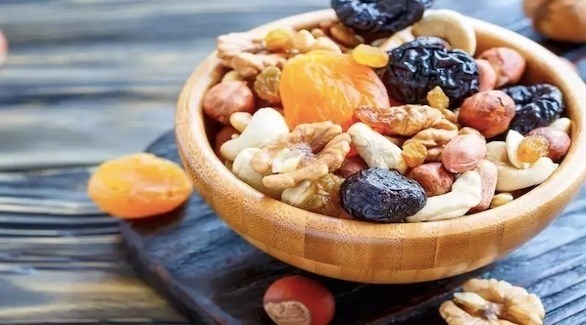 5 فواكه مجففة صحية أكثر عند نقعها