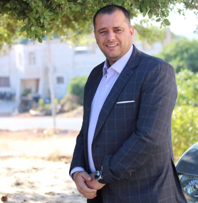 حزن يخيم على مواقع التواصل إثر وفاة الشاب أحمد الوادي بحادث سير مؤسف
