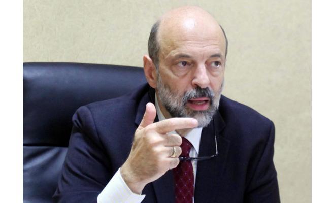 الرزاز: تهربات ضريبية ساهمت بإغلاق بعض المصانع ويجب إعادة ويجب بالتشريعات للتسهيل على المستثمرين