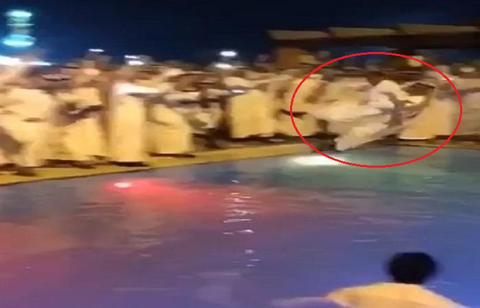 بالفيديو  .. مشهد من الطراز الثقيل  ..  كيف تآمروا على ناصر القصبي في المسبح!