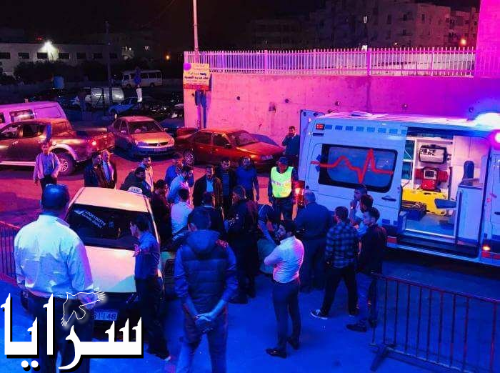 بالصور ..  اربد: إصابة شخصين بحادث دهس أمام أحد المولات