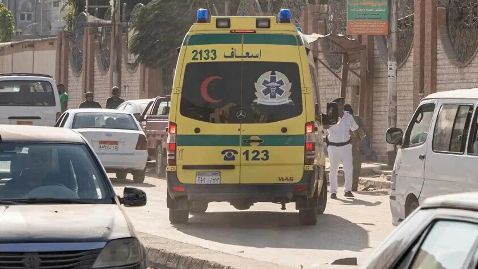 مصر ..  خلاف عائلي يقود زوجة إلى إحراق نفسها أمام طفلها