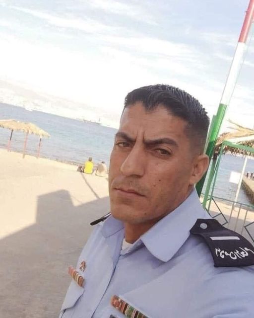 مواقع التواصل تتشح بالسواد لوفاة الوكيل "احمد عثامنة" اثر صعقة كهربائية