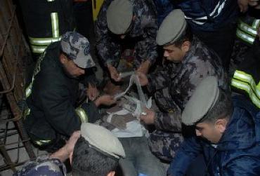 وفاة و4 إصابات بتدهور صهريج إصطدم بـ5 سيارات في العدسية