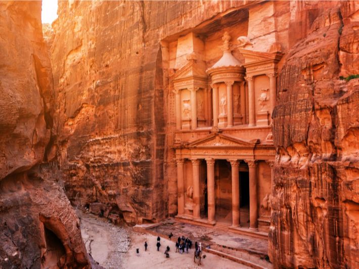 5 منشآت فندقية جديدة ستوفر 500 غرفة في البترا