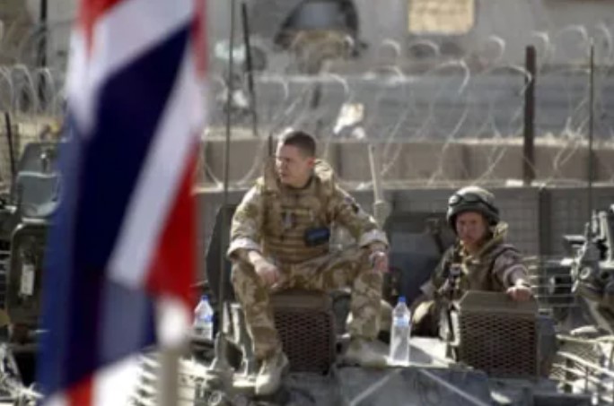تسريب بيانات جنود الجيش البريطاني في اختراق لوزارة الدفاع
