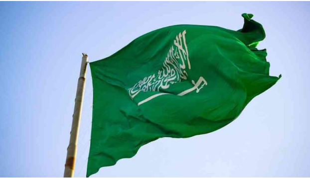 السعودية تعلن وقوفها إلى جانب إيران