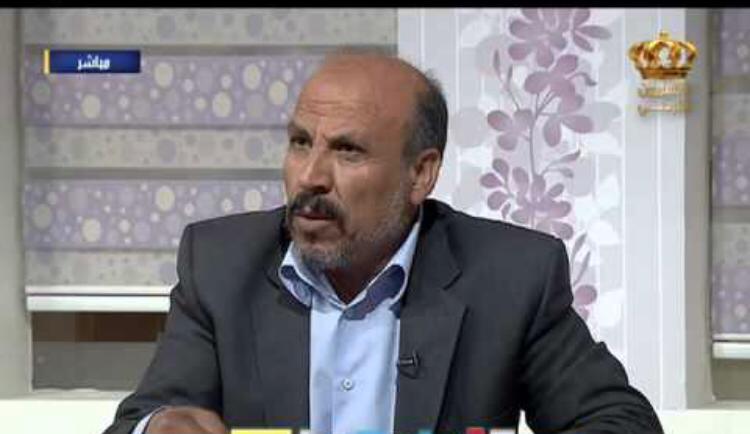 (وصيتي تصدقوا ولاتقيموا بيوت عزاء )