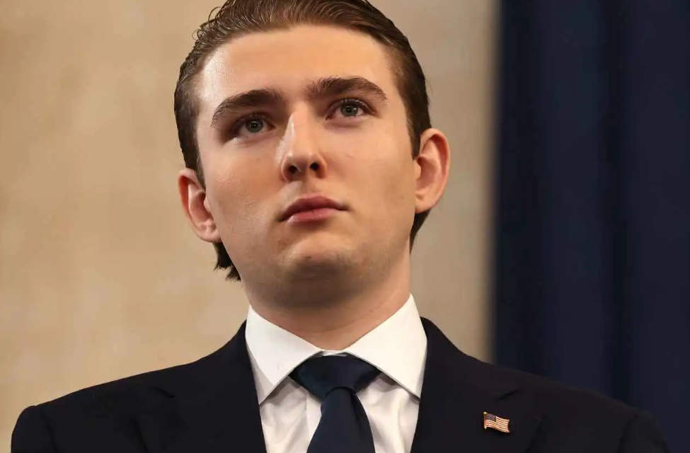 كيف أنقذ نجل ترامب امرأة خلال مكالمة فيديو؟