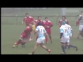 بالفيدبو:لاعب  يعتدي على حكمة بطريقة وحشية!