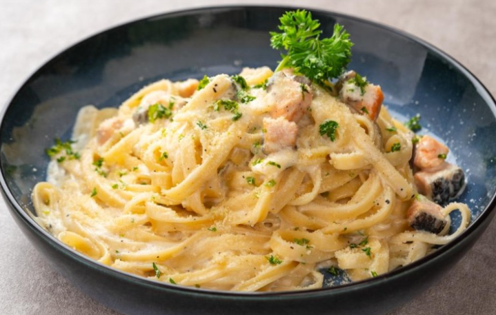 معكرونة الفوتشيني بالدجاج