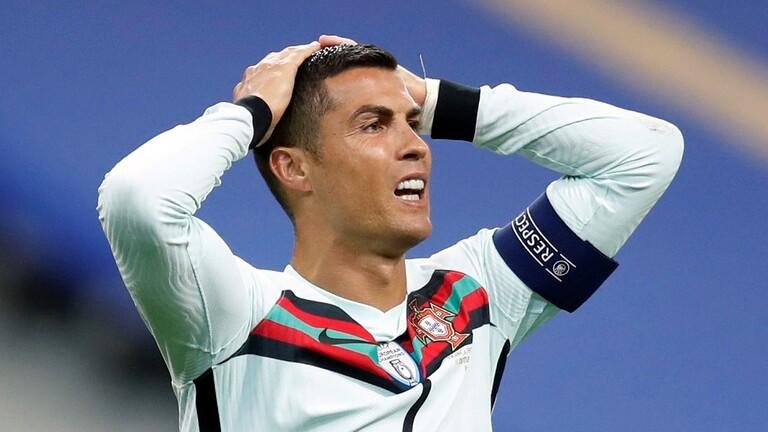 طبيب إيطالي يسخر من رونالدو
