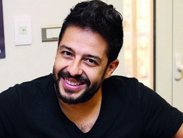 بالفيديو والصور ..  فنانة شهيرة تتهم محمد حماقي في كسر قلبها  