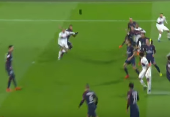 بالفيديو .. ملخص مباراه ليون وبااريس ساان جيرماان 2-1