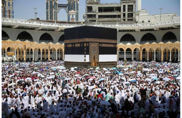 للعام الثاني على التوالي ..  بعثة الحج الأردنية تحصل على جائزة لبيّتُم الفضية 