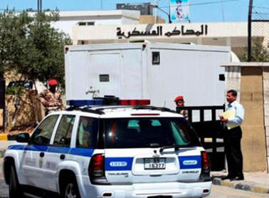 أمن الدولة توجه تهما لمتورطين بتهريب أسلحة