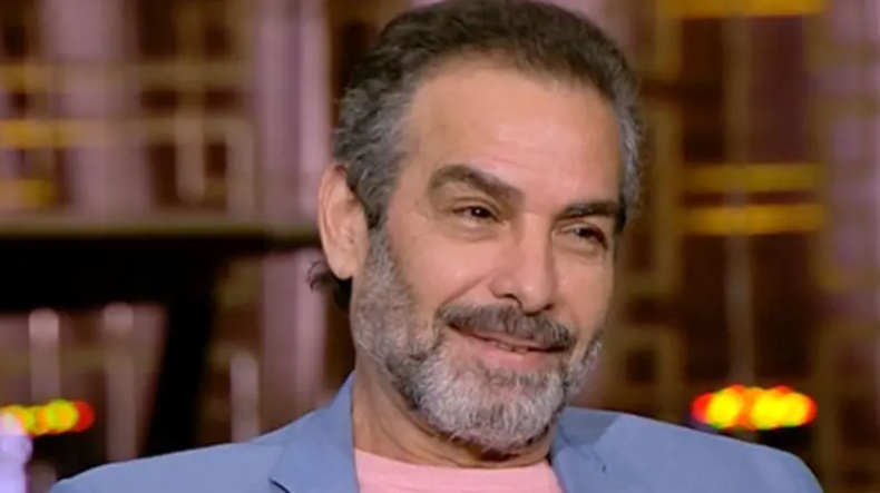 أول رد من أحمد عبد العزيز على رفضه مصافحة مُعجب: "لم أنتبه إليه"