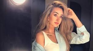 خطيب هنا الزاهد متهم بالسرقة ..  ما علاقتها؟