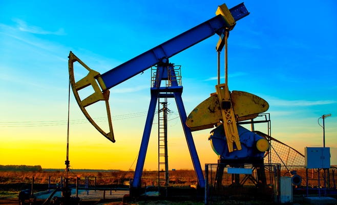 تعثر ارتفاع أسعار النفط وسط شكوك حول تخفيضات "الأوبك"