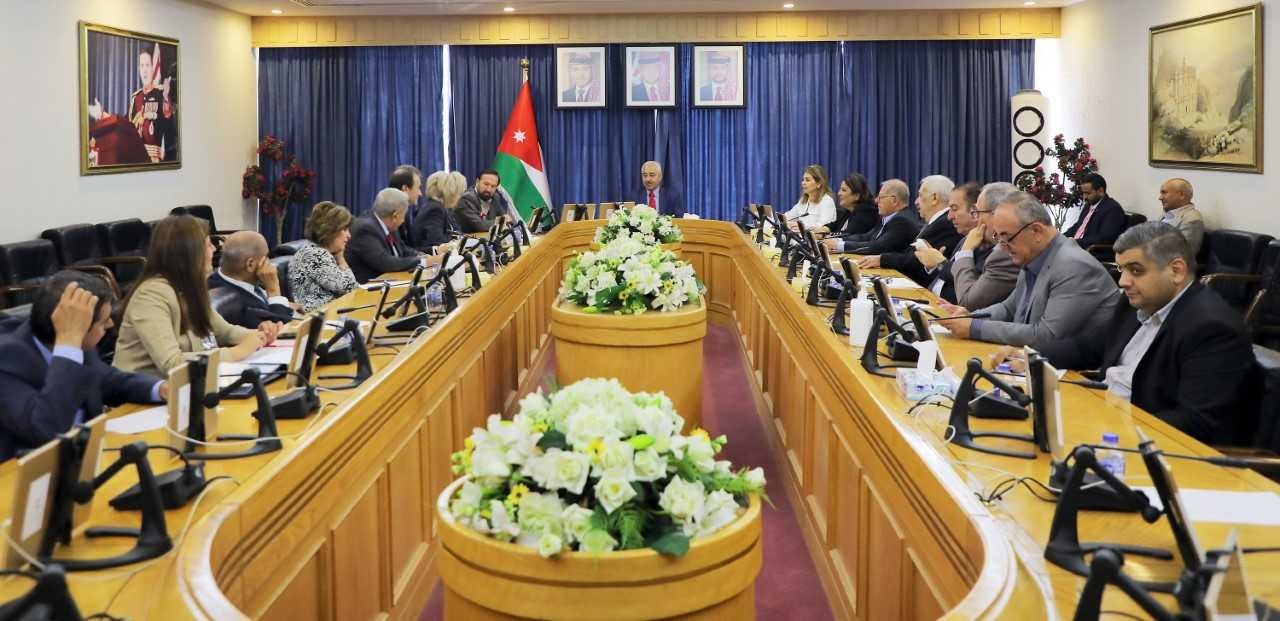 ثقافة الأعيان تبحث سبل دعم القطاع الثقافي