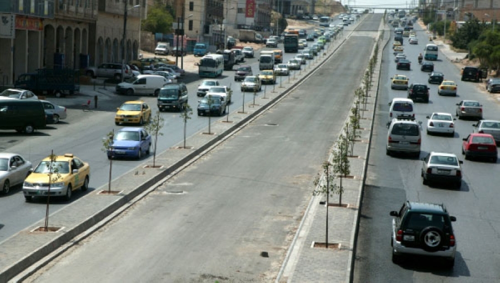 الخوالدة: انجاز 60% من البنية التحتية لمشروع الباص السريع  