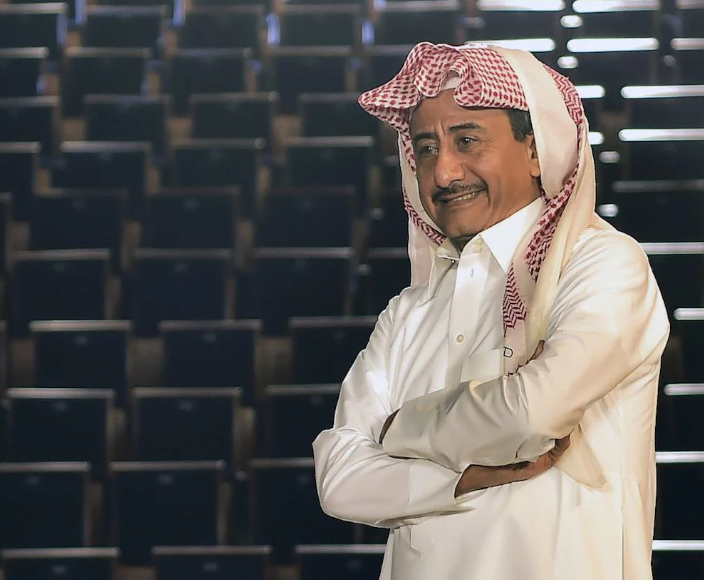 ناصر القصبي يساند زوجته كاتبة "شارع الأعشى" في وجه الهجوم ضدها