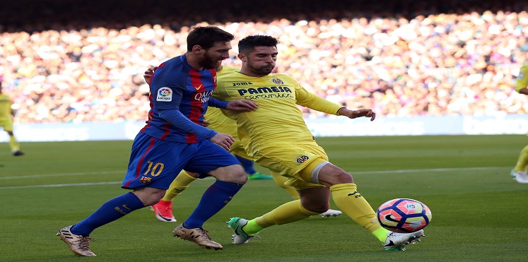 قطار برشلونة يدهس فياريال وينفرد في صدارة ترتيب الدوري الإسباني