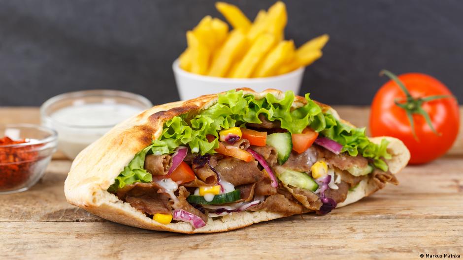 أطعمة تجنبها على السحور لتفادي العطش والإرهاق