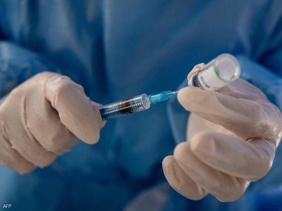 الصحة العالمية تمنح موافقة طارئة للقاح سينوفارم الصيني وتوصي بجرعتين لهولاء