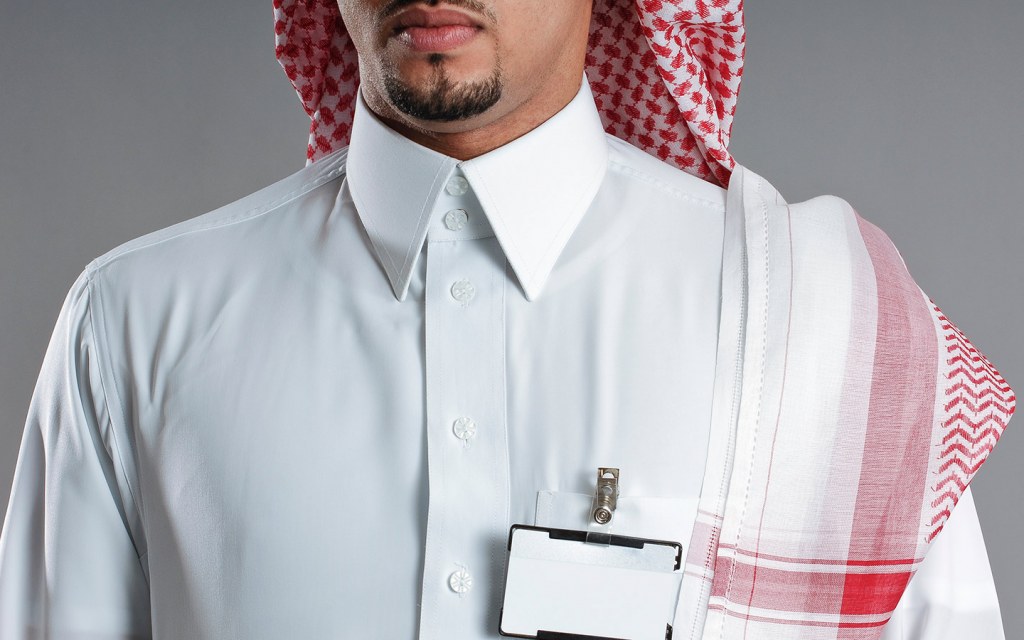 تفسير حلم لبس الثوب الأبيض للرجل في المنام