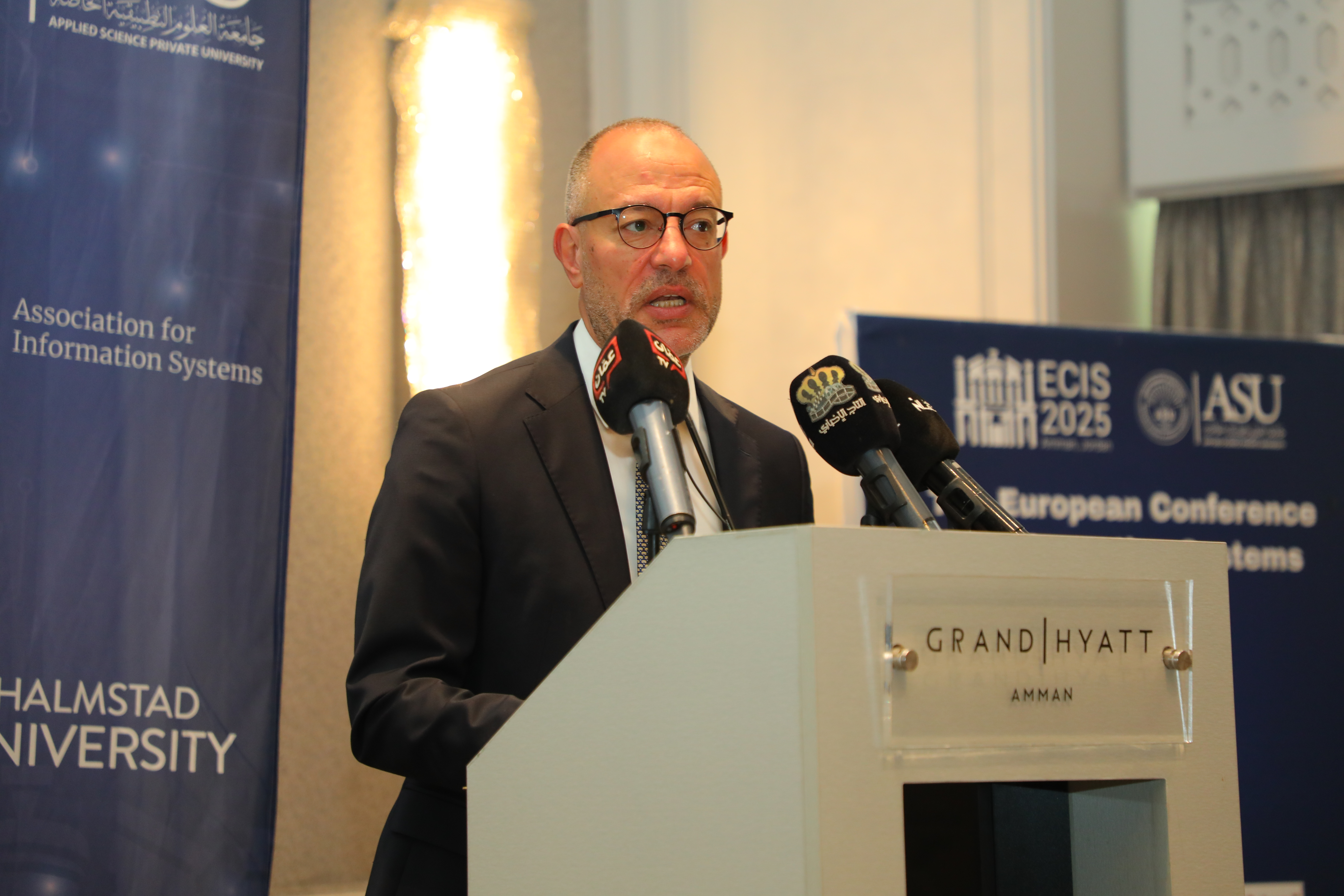 مؤتمر ECIS 2025 العالمي لأول مرة خارج أوروبا في رحاب "العلوم التطبيقية" برعاية سمو الأميرة سمية بنت الحسن.