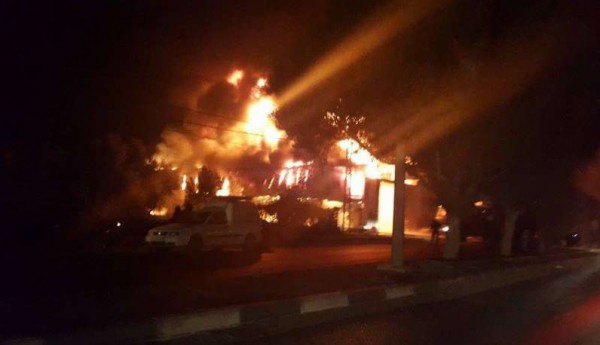 مجهولون يحرقون مكتب هيئة شؤون الأسرى بغزة