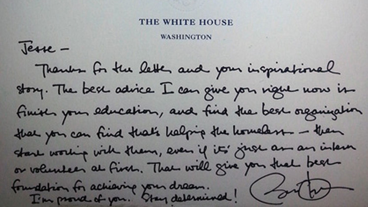  طالب يبيع رسالة بخط يد أوباما بـ9.5 ألف دولار " صورة "