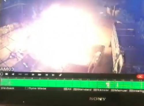 بالفيديو  ..  مجهولون يحرقون مركبة أمام منزل في كفرنجة 