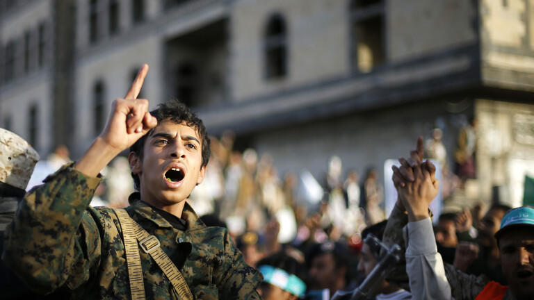 الحوثيون يجمعون تبرعات لنصرة فلسطين
