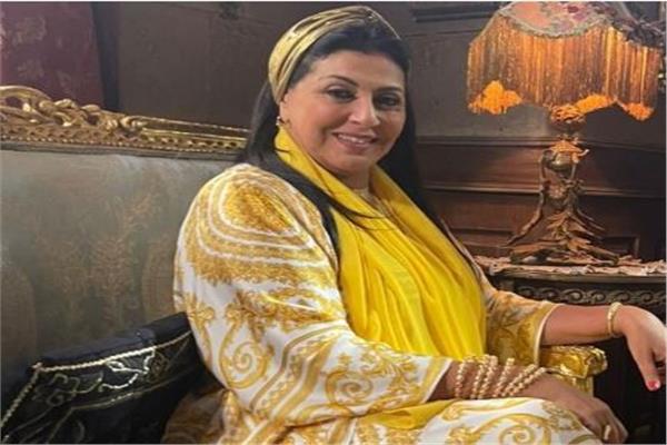 هالة صدقي: «عمليات التجميل مهمة ..  ولكن مؤذية في الشغل»