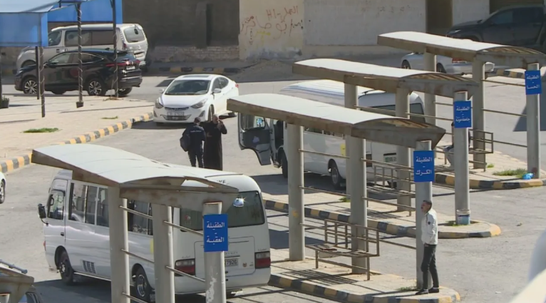 نظام تردد جديد لحافلات الطفيلة–عمّان نهاية الربع الأول 2026 لإنهاء أزمة الانتظار