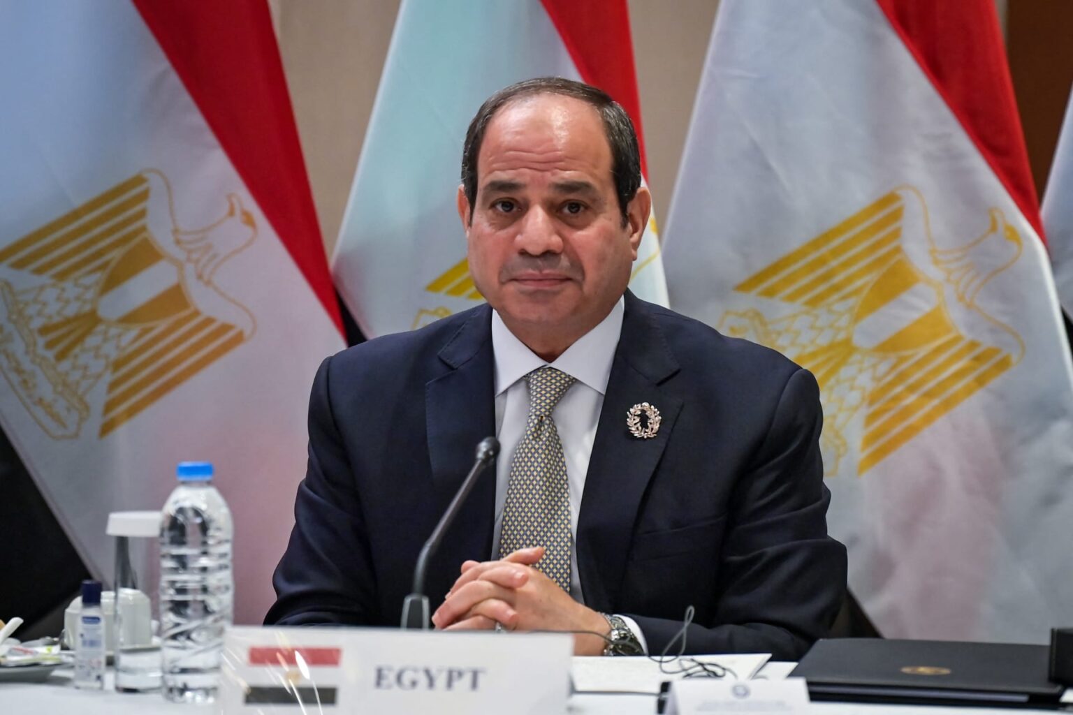  السيسي: انتشار الإرهاب والفكر المتطرف أثقل كاهل العراقيين