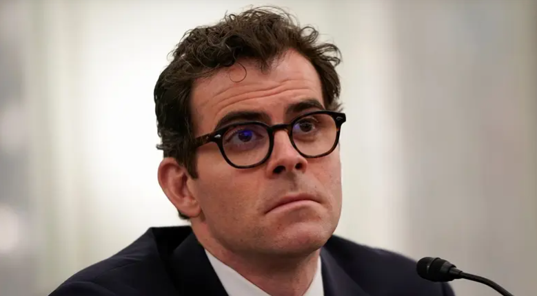 رئيس إنستغرام: مواقع التواصل ستواجه ضغوطًا لتمييز محتوى البشر