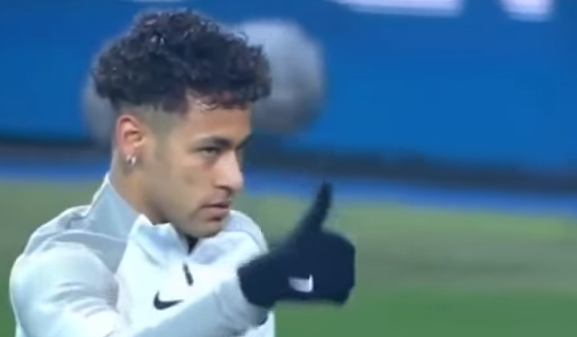 بالفيديو .. رصد ردود فعل نيمار على اهداف ريال مدريد