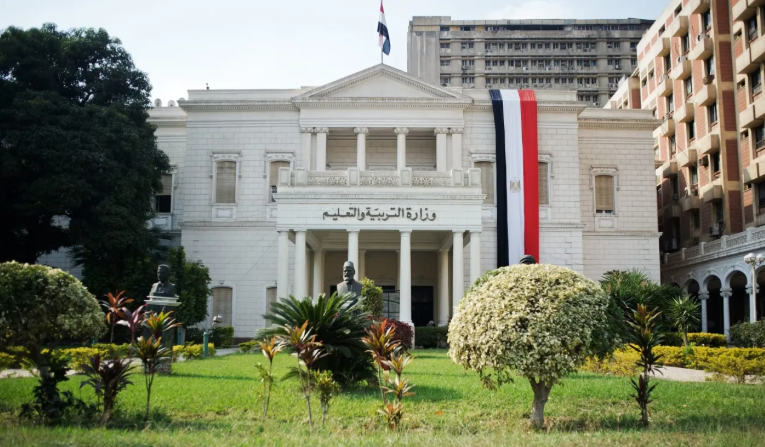 رشوة جنسية تثير أزمة في مصر ..  والحكومة تتدخل